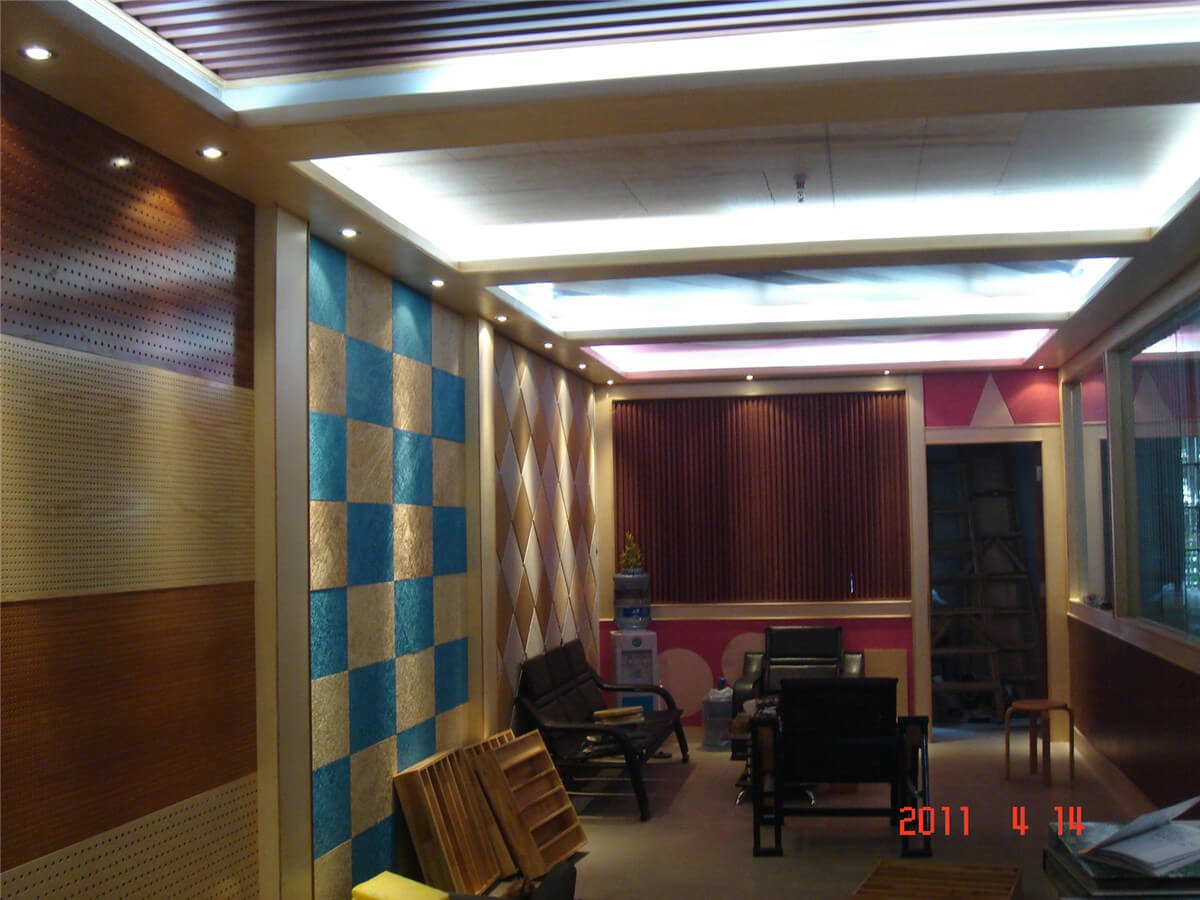 Fire Retardant Grooved Wooden Acoustic Panel - الصورة 10